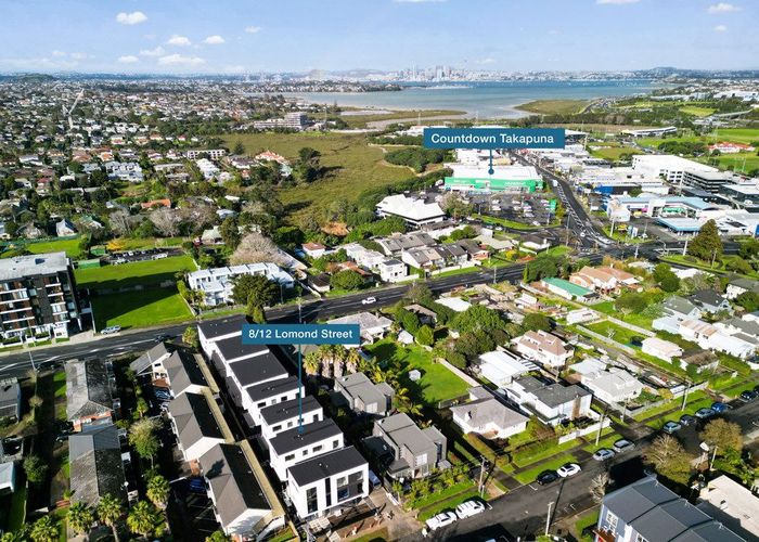  at 8/45 Anzac Street, Takapuna, Auckland