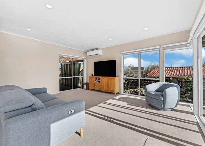  at 15B Steeple Rise, Pakuranga, Manukau City, Auckland