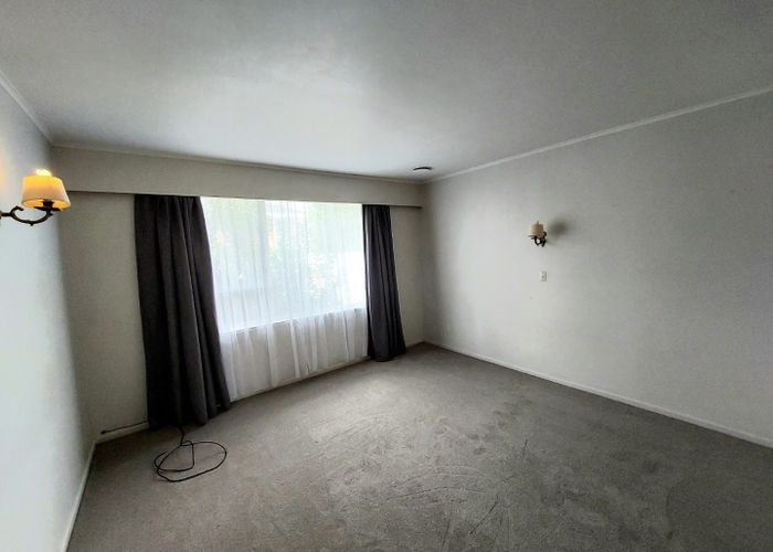  at 2/26 Tawhiri Road, One Tree Hill, Auckland City, Auckland