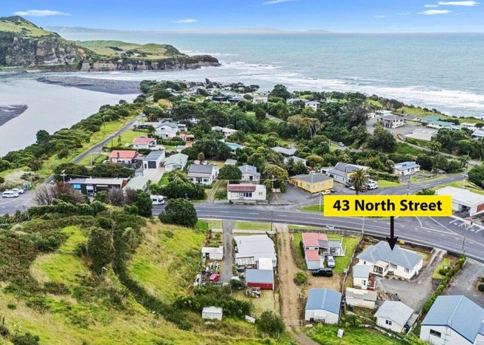  at 43 North Street, Mokau, New Plymouth, Taranaki