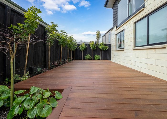  at 2/908 River Road, Queenwood, Hamilton