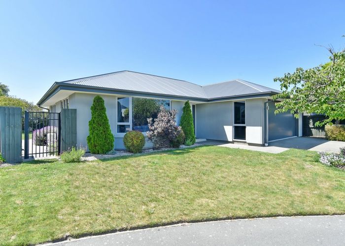  at 4 Hurst Place, Parklands, Christchurch
