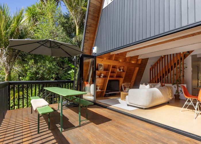  at 5 Paturoa Road, Titirangi, Waitakere City, Auckland