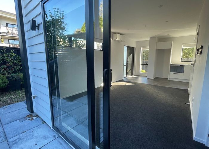  at 1/110 Kervil Avenue, Te Atatu Peninsula, Waitakere City, Auckland