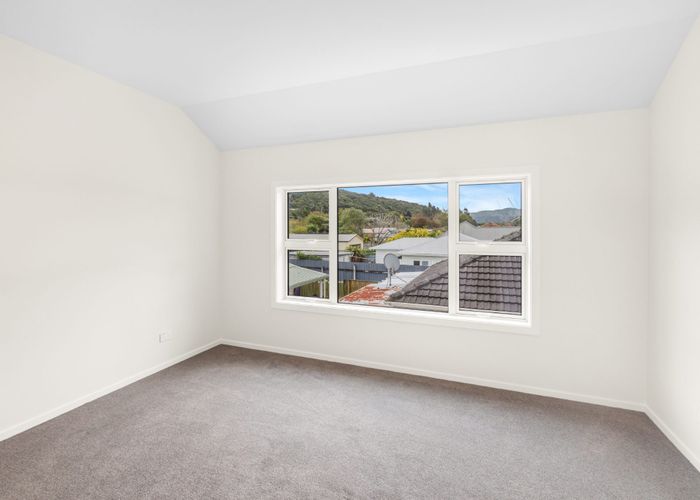  at 82 Main Road, Wainuiomata, Lower Hutt, Wellington