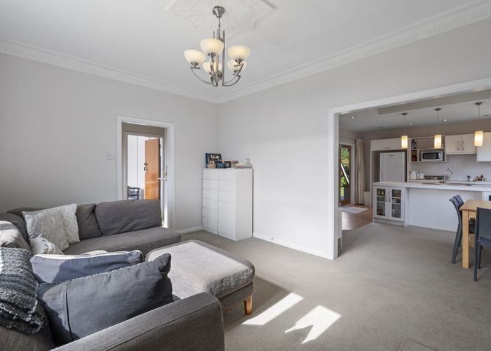  at 6 Wood Street, Takaro, Palmerston North