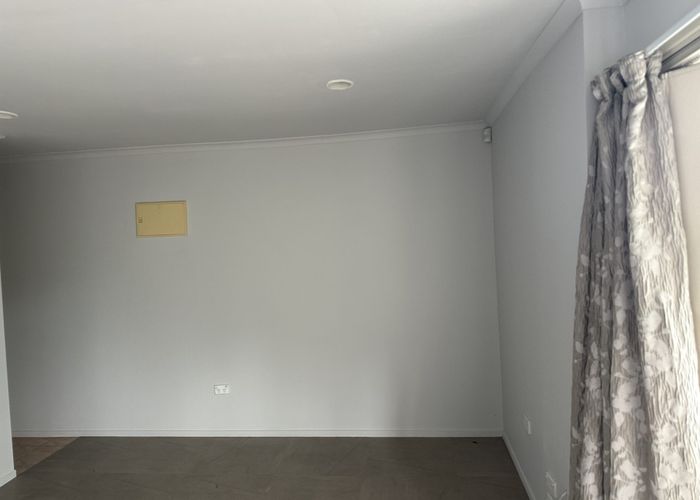  at De Havilland Drive, Manukau Heights, Manukau City, Auckland