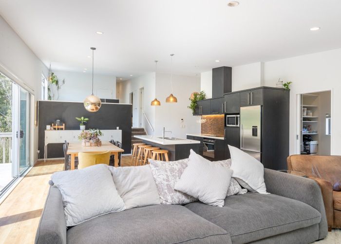  at 32 Mt Marua Way, Timberlea, Upper Hutt, Wellington