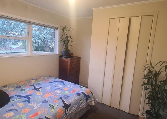  at 4/68 Titirangi Road, New Lynn, Waitakere City, Auckland