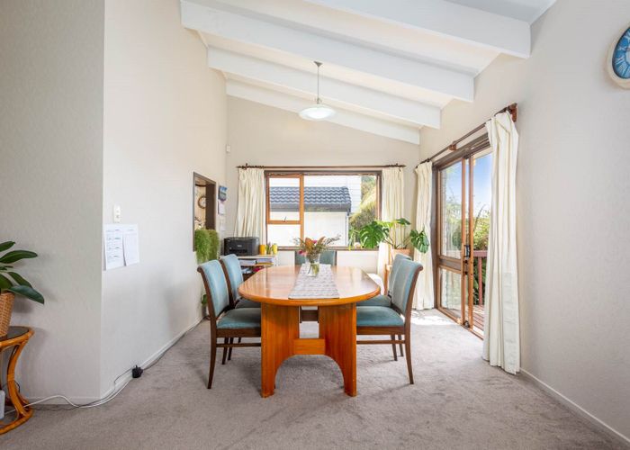  at 15 Montclair Rise, Browns Bay, Auckland