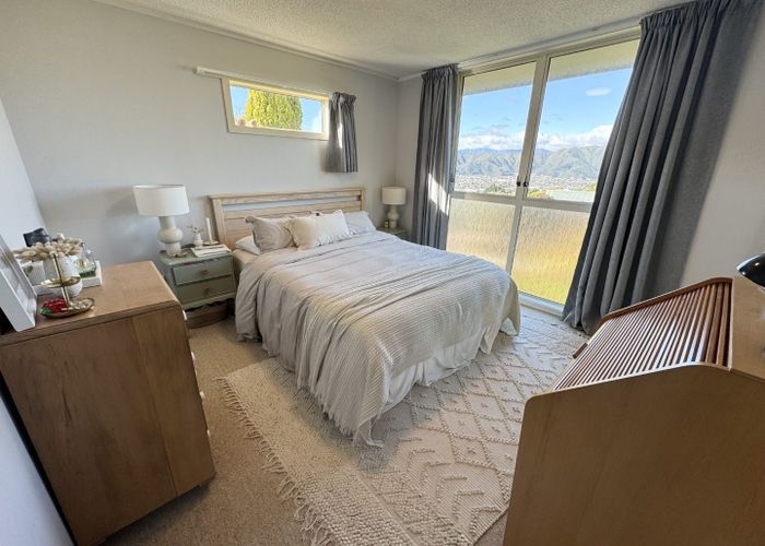  at 27 Viewmont Drive, Harbour View, Lower Hutt, Wellington