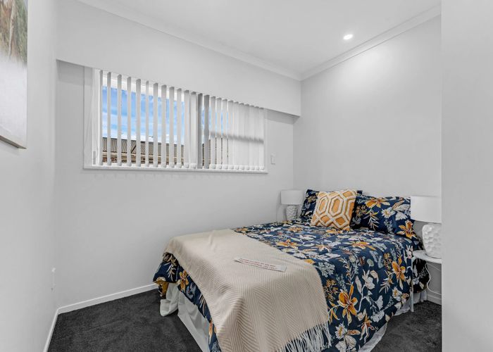  at 2/56 Great South Road, Papatoetoe, Manukau City, Auckland