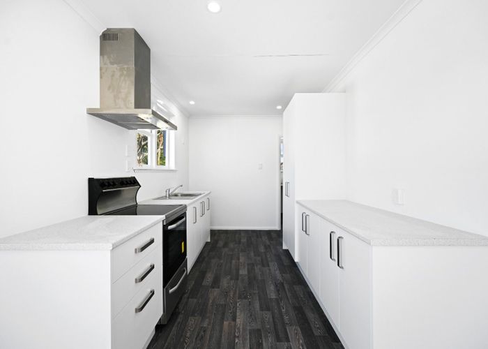  at 8 Kenney Cresent, Fairfield, Hamilton, Waikato