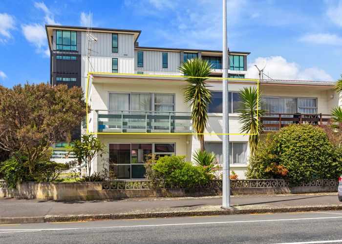  at 2/16 Park Street, City Centre, Tauranga, Bay Of Plenty