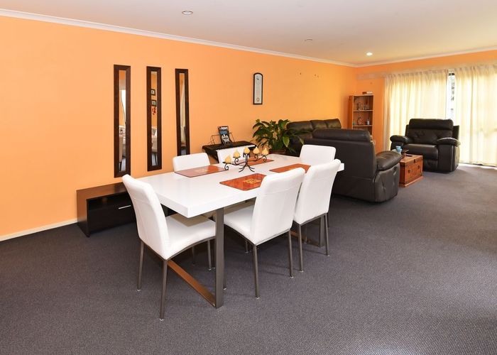  at 17B Ksenia Drive, Flat Bush, Manukau City, Auckland