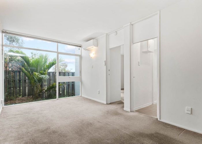  at 2/24A Landscape Road, Mount Eden, Auckland City, Auckland