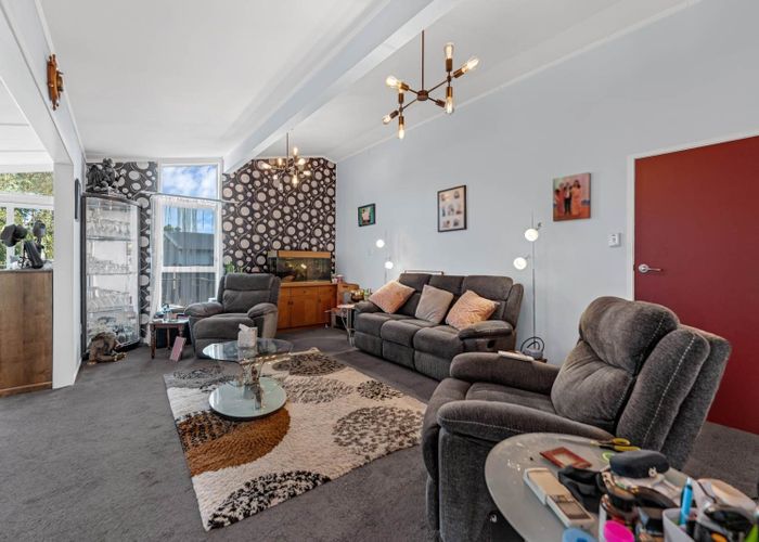  at 43 Burundi Avenue, Manurewa, Manukau City, Auckland