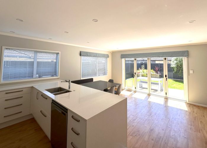  at 37 Somerby Mews, Silverstream, Upper Hutt
