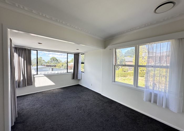  at 3  Bleakhouse Road, Mellons Bay, Manukau City, Auckland
