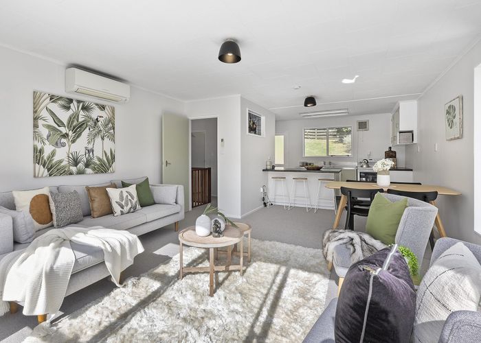  at 25 Yarrow Place, Papakowhai, Porirua