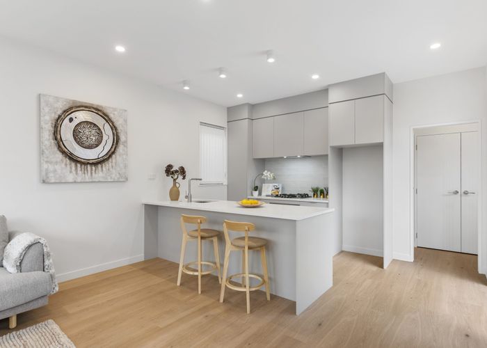  at 49B Clayburn Road, Glen Eden, Waitakere City, Auckland