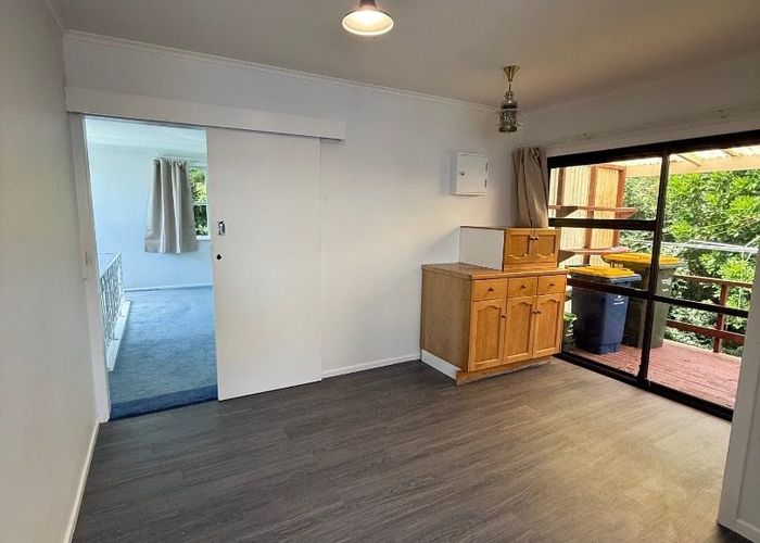  at 5 Lynwood Road, New Lynn, Waitakere City, Auckland