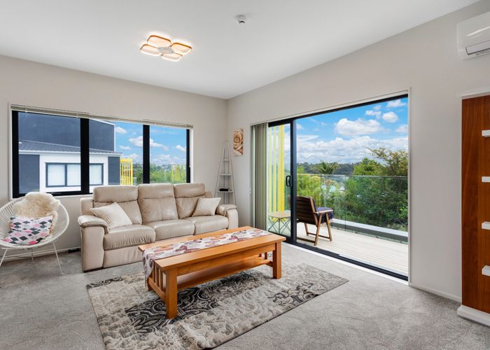  at 3 & 4/43A Waimumu Road, Massey, Waitakere City, Auckland