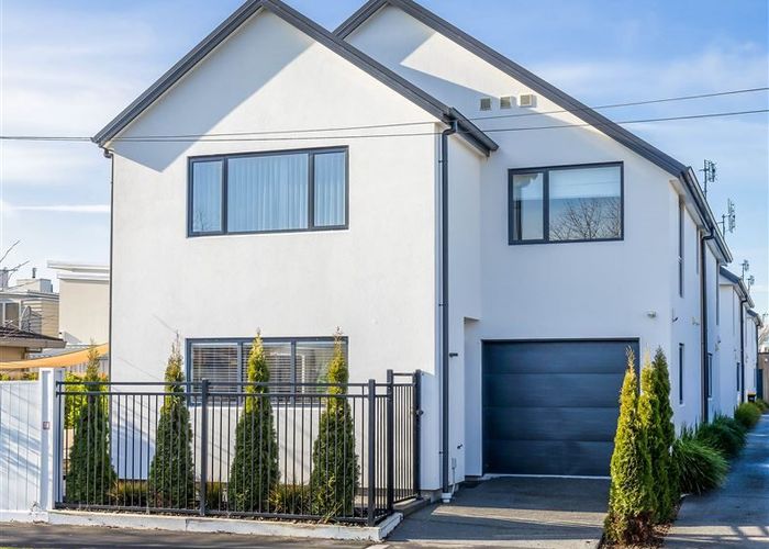  at 1/90 Bishop Street, St Albans, Christchurch