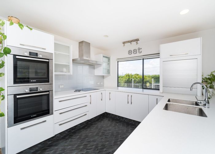  at 49 Schnell Drive, Kelvin Grove, Palmerston North, Manawatu / Whanganui