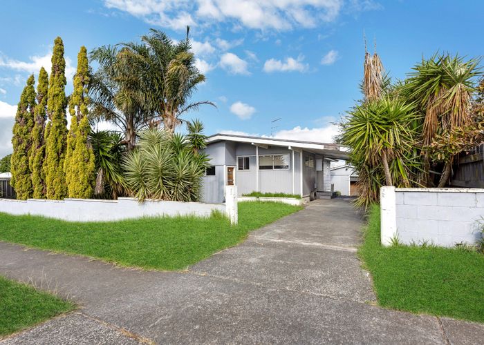  at 5 Astor Place, Manurewa, Manukau City, Auckland