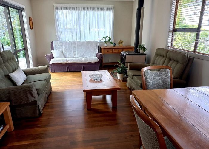  at 11 Wilkinson Way, Browns Bay, North Shore City, Auckland