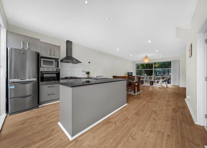  at 6 Kauri Drive, Takanini, Papakura, Auckland