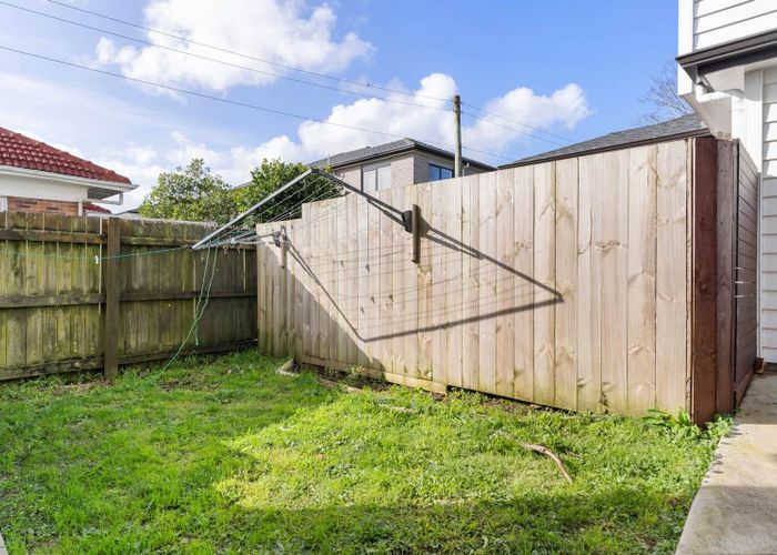  at 2/66 Wintere Road, Papatoetoe, Manukau City, Auckland