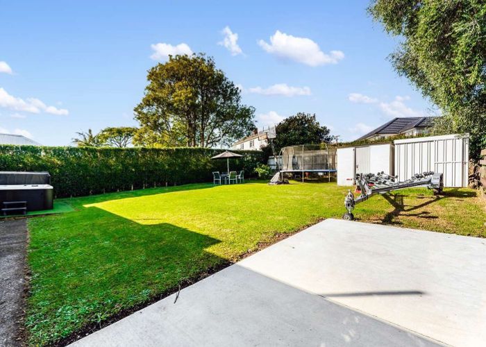  at 58 Tahapa Crescent, Meadowbank, Auckland