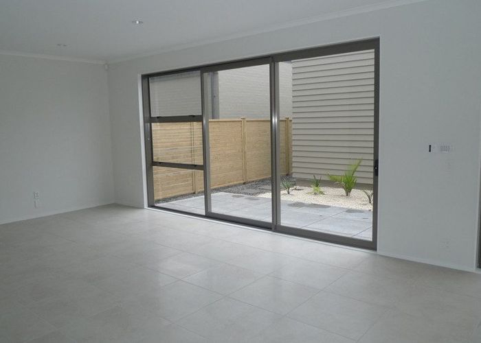  at 102 Stonefields Ave, Stonefields, Auckland City, Auckland