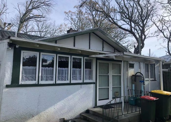  at 2 Hardley street, Hamilton City Central, Hamilton, Waikato