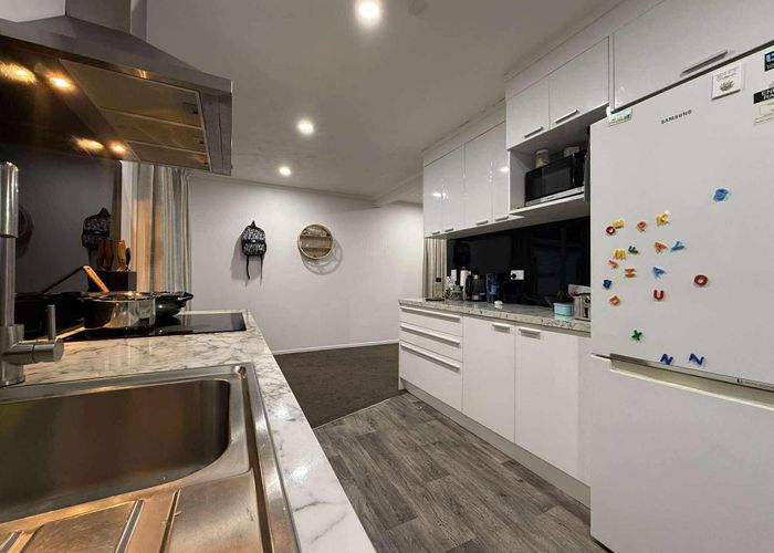  at 18 Thimble Lane, Whitby, Porirua, Wellington