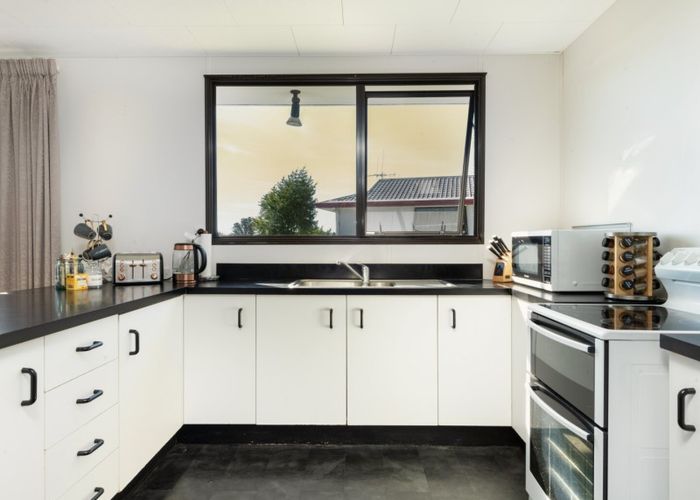  at 16 Park View Rise, Gate Pa, Tauranga