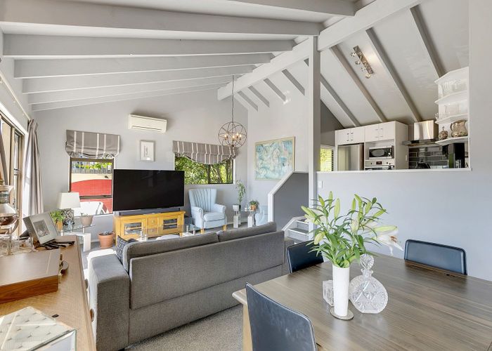  at 11 Leeward Drive, Whitby, Porirua