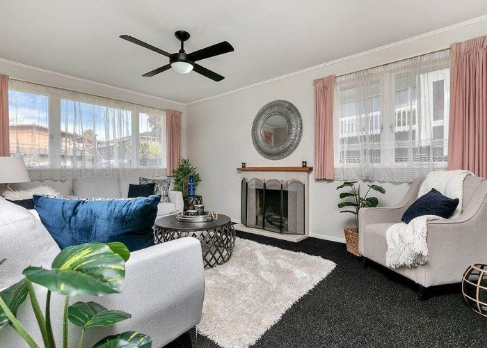  at 16 Patts Avenue, Glendene, Waitakere City, Auckland
