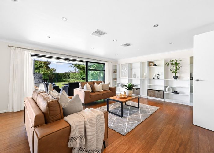  at 16 Hampshire Court, Flagstaff, Hamilton