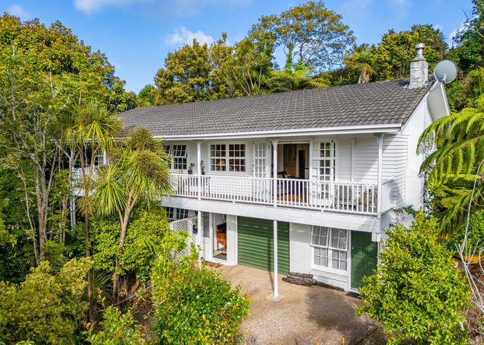  at 3 Awaruku Road, Torbay, North Shore City, Auckland