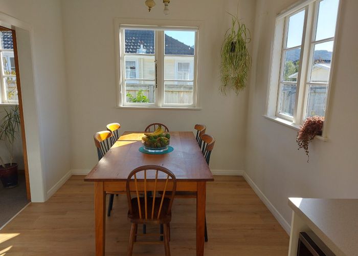  at 5 Hood Avenue, Heretaunga, Upper Hutt, Wellington