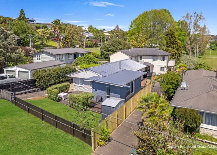  at 4A Crombie Street, Bellevue, Tauranga, Bay Of Plenty