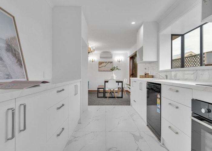  at 220 Harewood Road, Bishopdale, Christchurch City, Canterbury