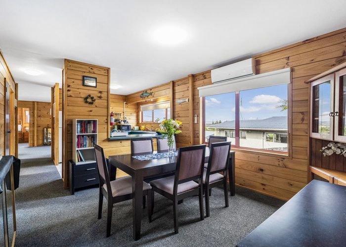  at 39a Pohutukawa Avenue, Red Beach, Rodney, Auckland