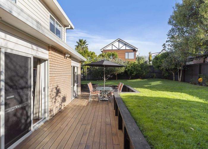  at 2/201 Abbotts Way, Remuera, Auckland