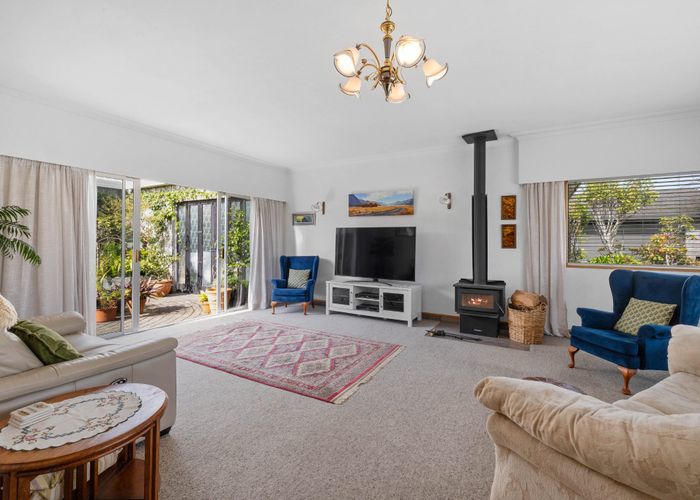  at 166 Heta Road, Highlands Park, New Plymouth, Taranaki