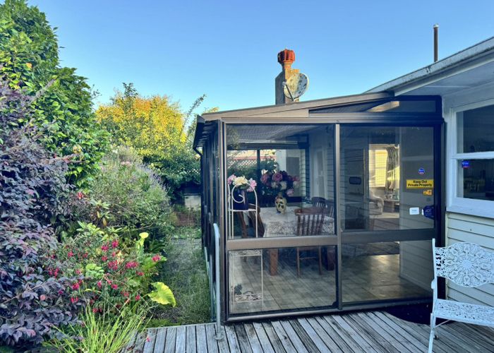  at 20 Sovereign Place, Glenfield, North Shore City, Auckland