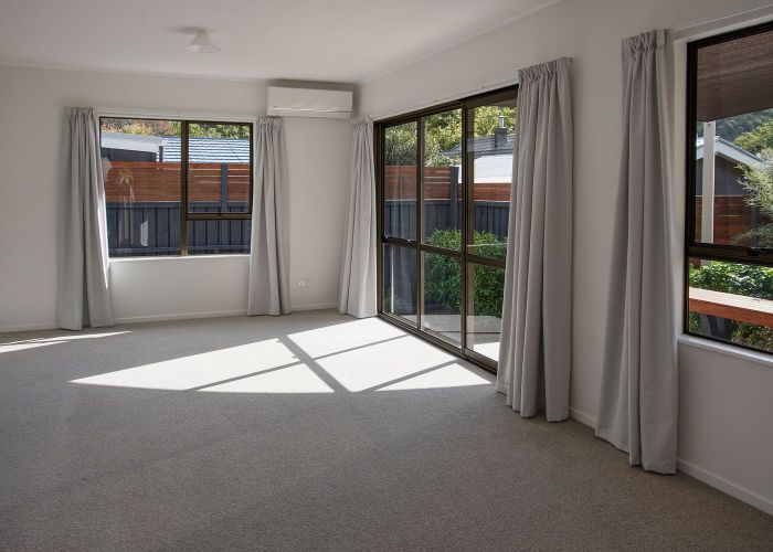  at 2/125 Brook Street, The Brook, Nelson